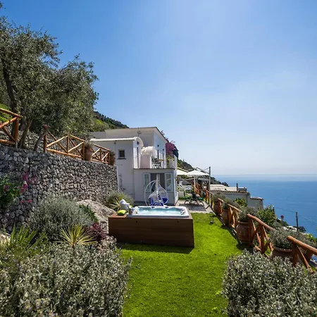 Virea Villa *